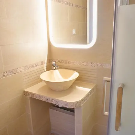 Au Coeur Du Village Provencale De Riez. Dans Le Verdon. * 리에